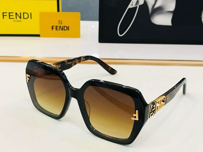 Picture of Fendi Sunglasses _SKUfw55117591fw
